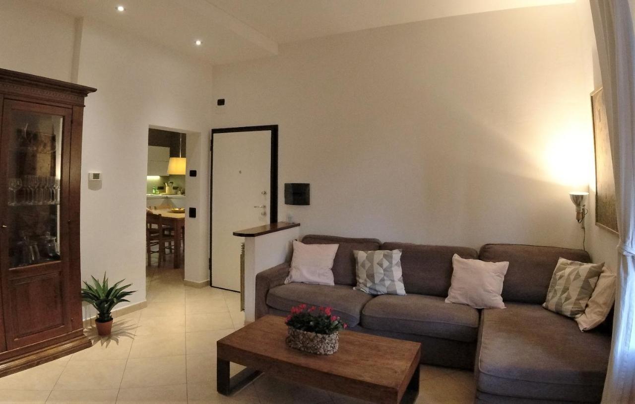 Casa Giusti Apartment ปอจจิบองซี ภายนอก รูปภาพ