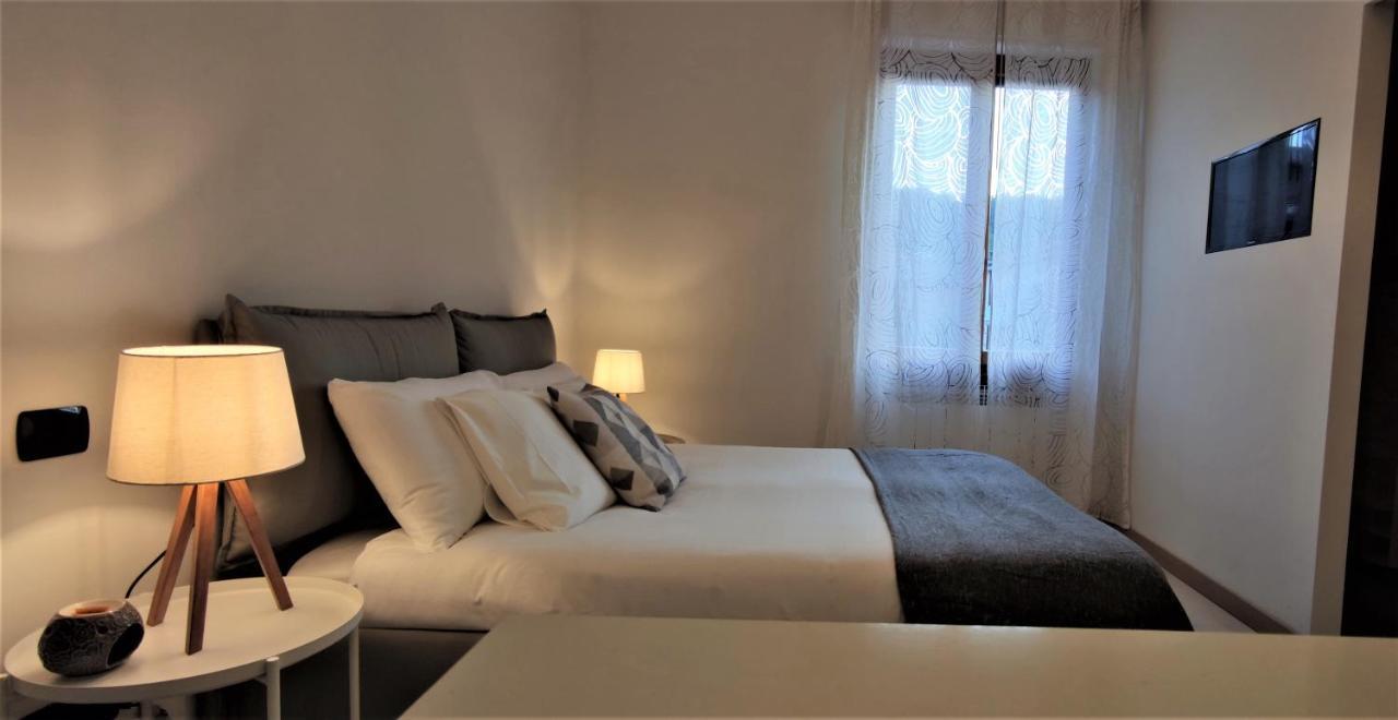 Casa Giusti Apartment ปอจจิบองซี ภายนอก รูปภาพ